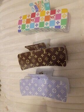 3 Hair Clips, Monogram